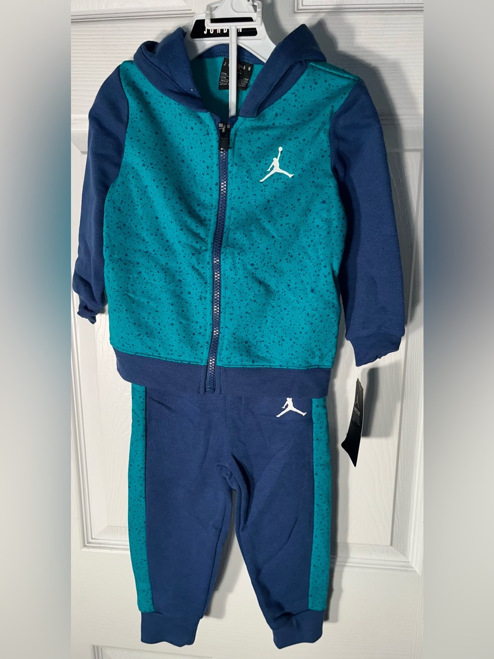 Air Jordan Kids Boy’s Jogger Full Zip 2 Piece Set Jumpman Logo Speckle 24 Months